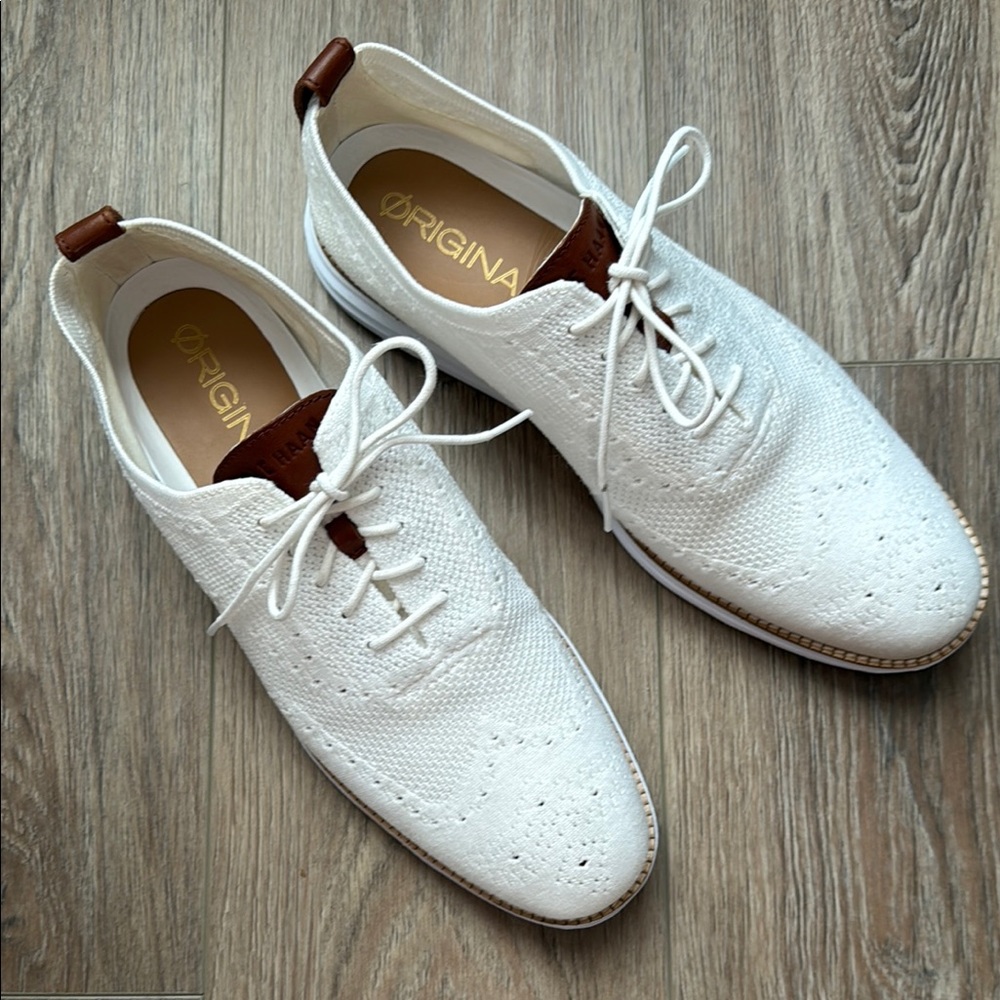 Cole Haan White original stitchlite with Leather Oxford Shoes